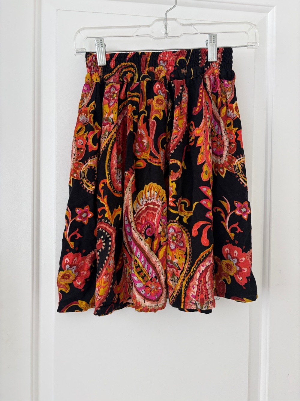 Black Paisley Print Elastic Waist Skirt - Women